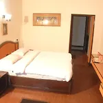 Hotel Sapphire Garden View