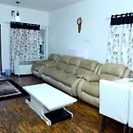 Hailstone Home Stay