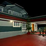 Nivi Home Stay
