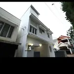 Abbu Royal Palace Cottage
