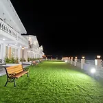 Treebo Skydale Premium Suites, 1500 Mtrs From Ooty Lake