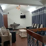 Queen Resort