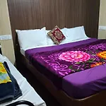 Mananyaa Residency