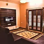 Rail Ridge Luxury Villa Golden Chariot