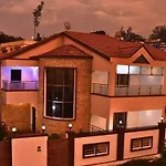 Rail Ridge Luxury Villa