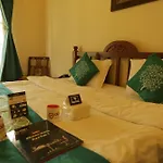 Oyo Premium Heritage Stays Charing Cross