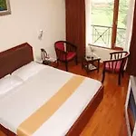 Hotel Sunshine Inn