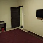 Hotel Carnation