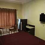 Hotel Carnation