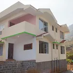 Oyo 11394 Hotel Mount N Breeze