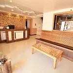Al Woodlands Residency