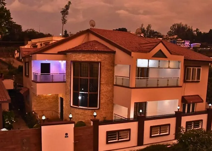 Rail Ridge Luxury Villa Golden Chariot