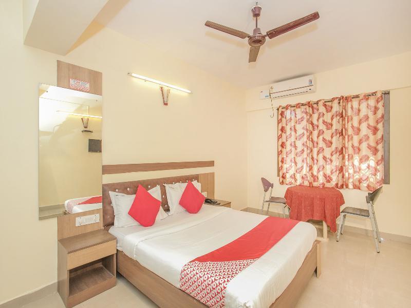 Oyo Flagship 24364 Shiv Shanthi Grand Ooty