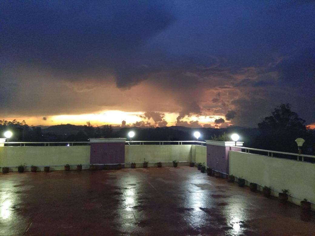 Mmr Holiday Inn Hotel Ooty