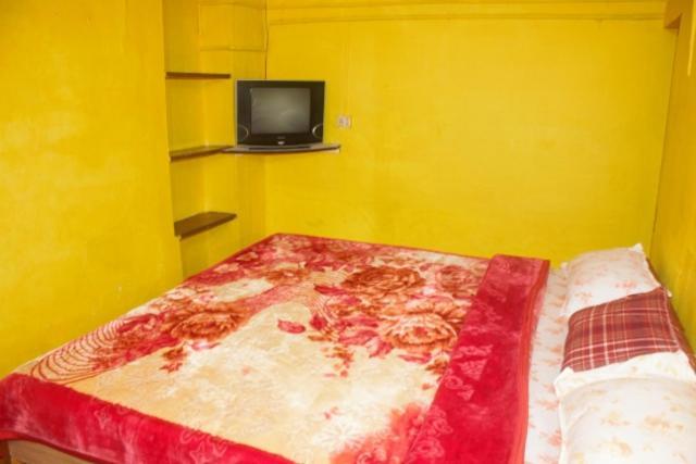 Taj Ss Guest house