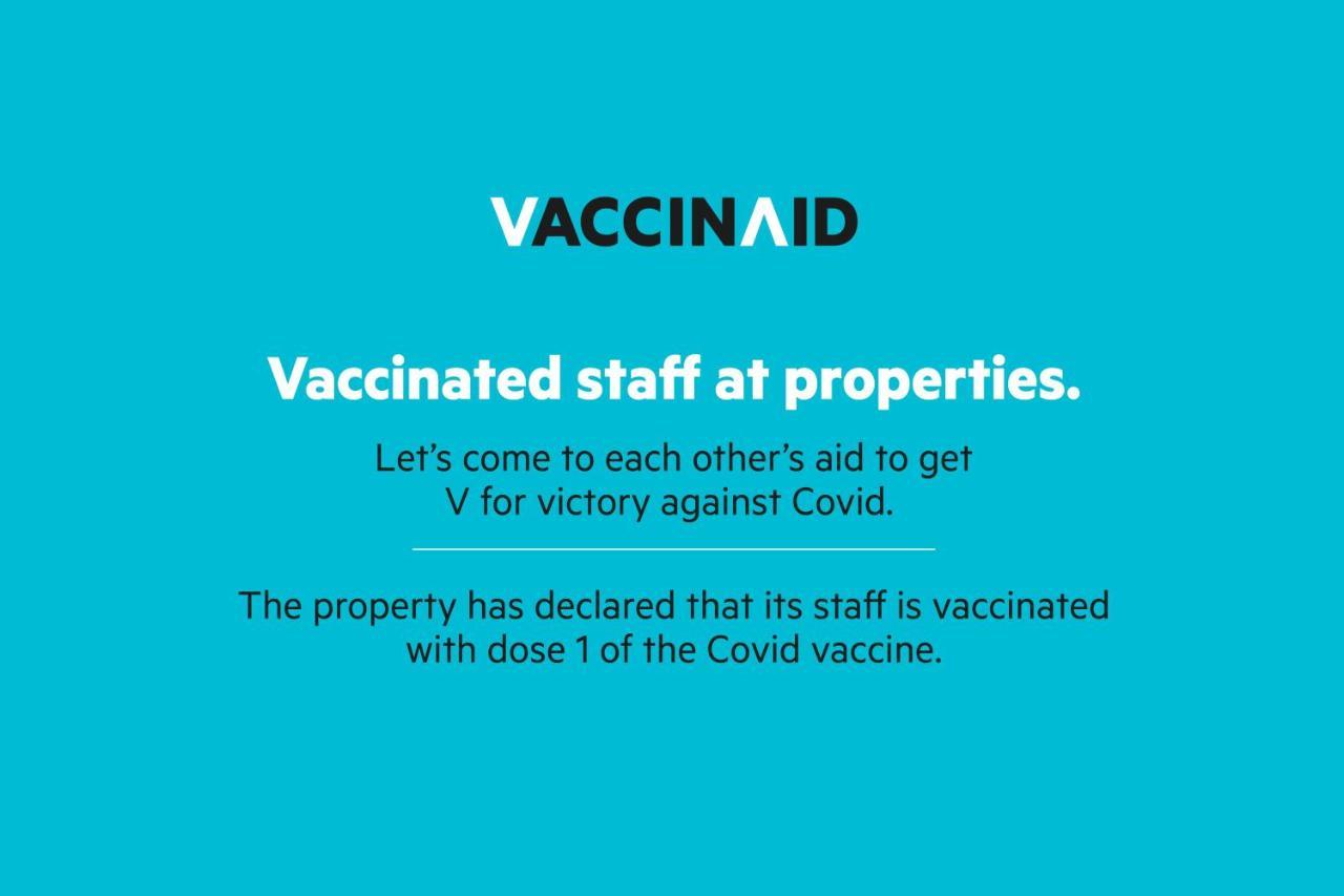 Vaccinated Staff- Oyo 78319 Pineapple Nest Studio 3*