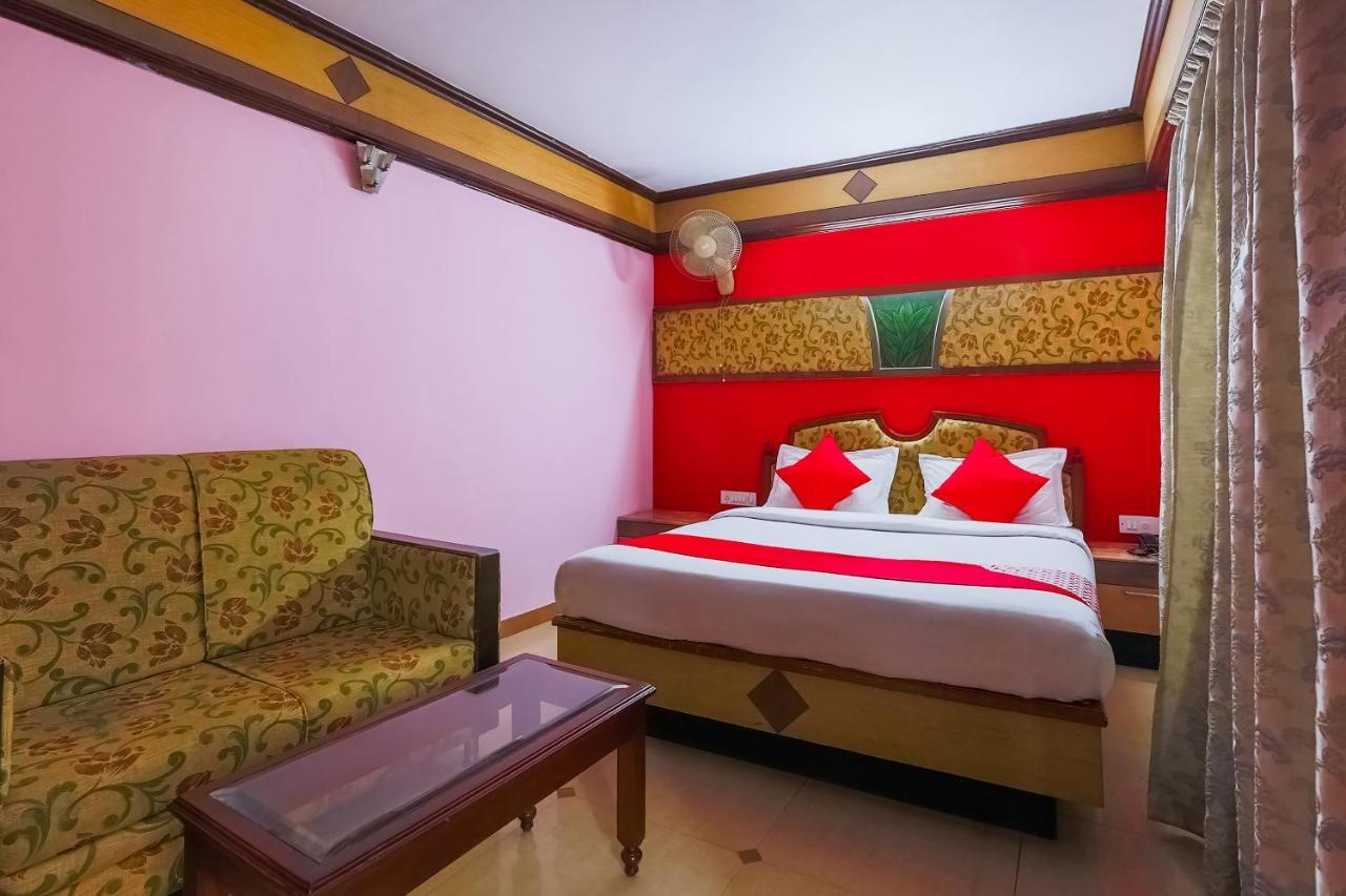Hotel Oyo Flagship 24364 Shiv Shanthi Grand Ooty