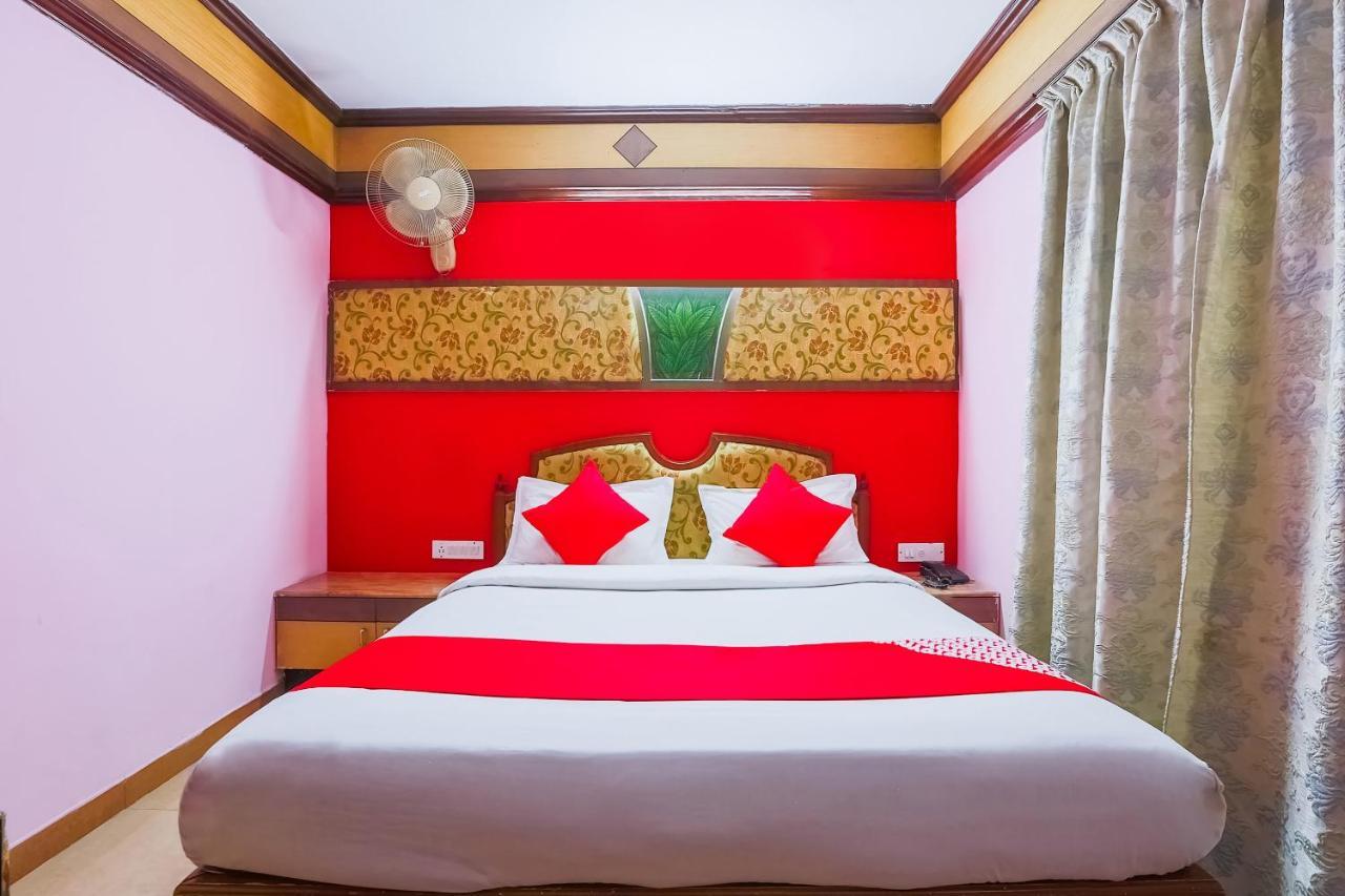 Hotel Oyo Flagship 24364 Shiv Shanthi Grand
