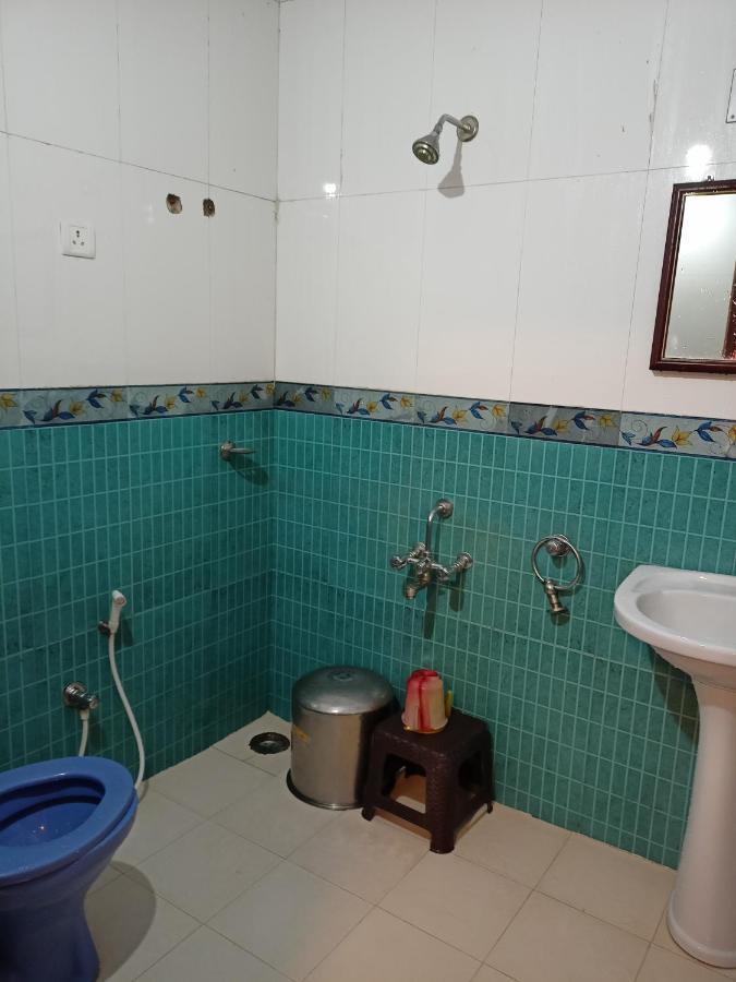 Gangothri & Gangothri Sunrise Lodge Ooty