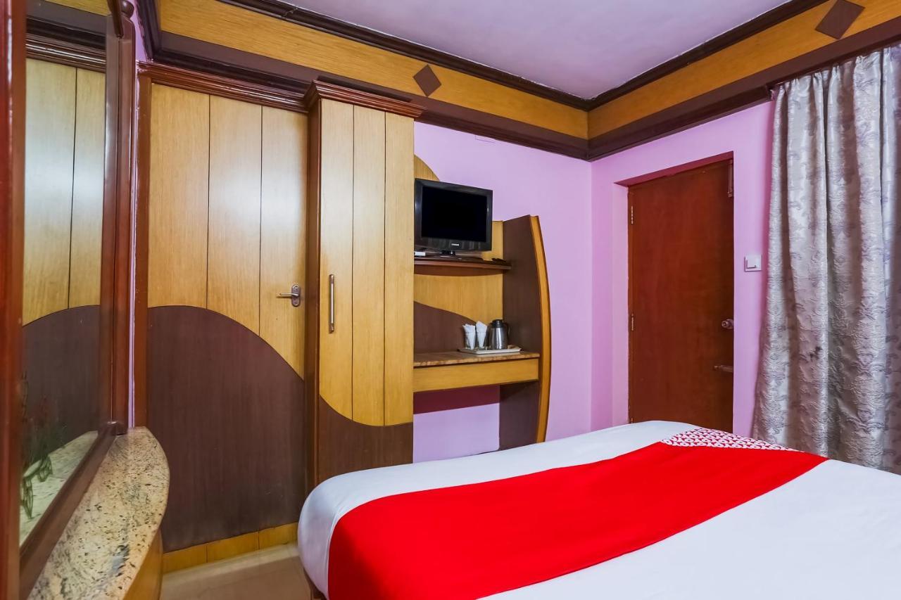 Hotel Oyo Flagship 24364 Shiv Shanthi Grand