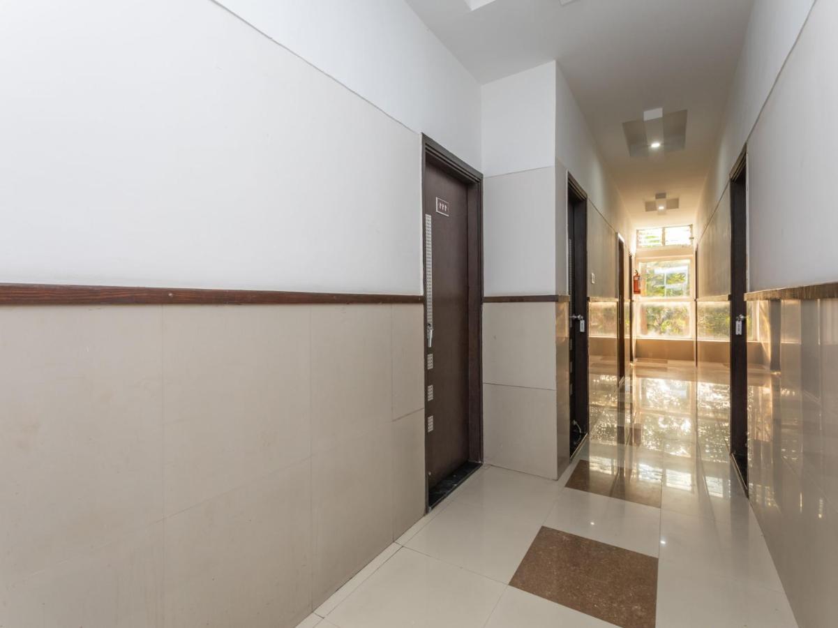 Oyo 72317 C S Grand Palace Hotel Ooty