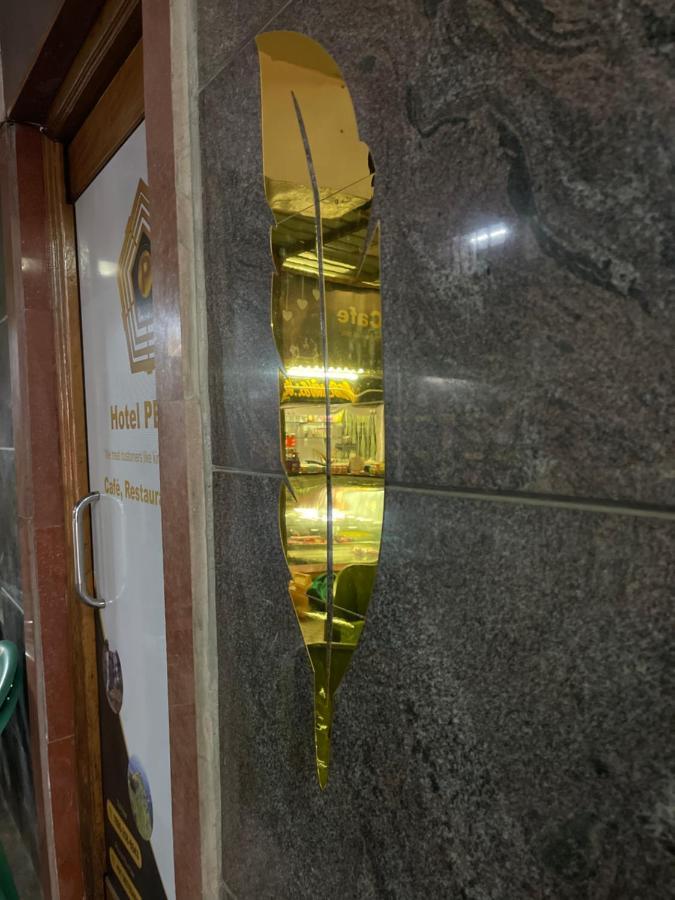 Hotel Pentoz - Charing Cross, 5*