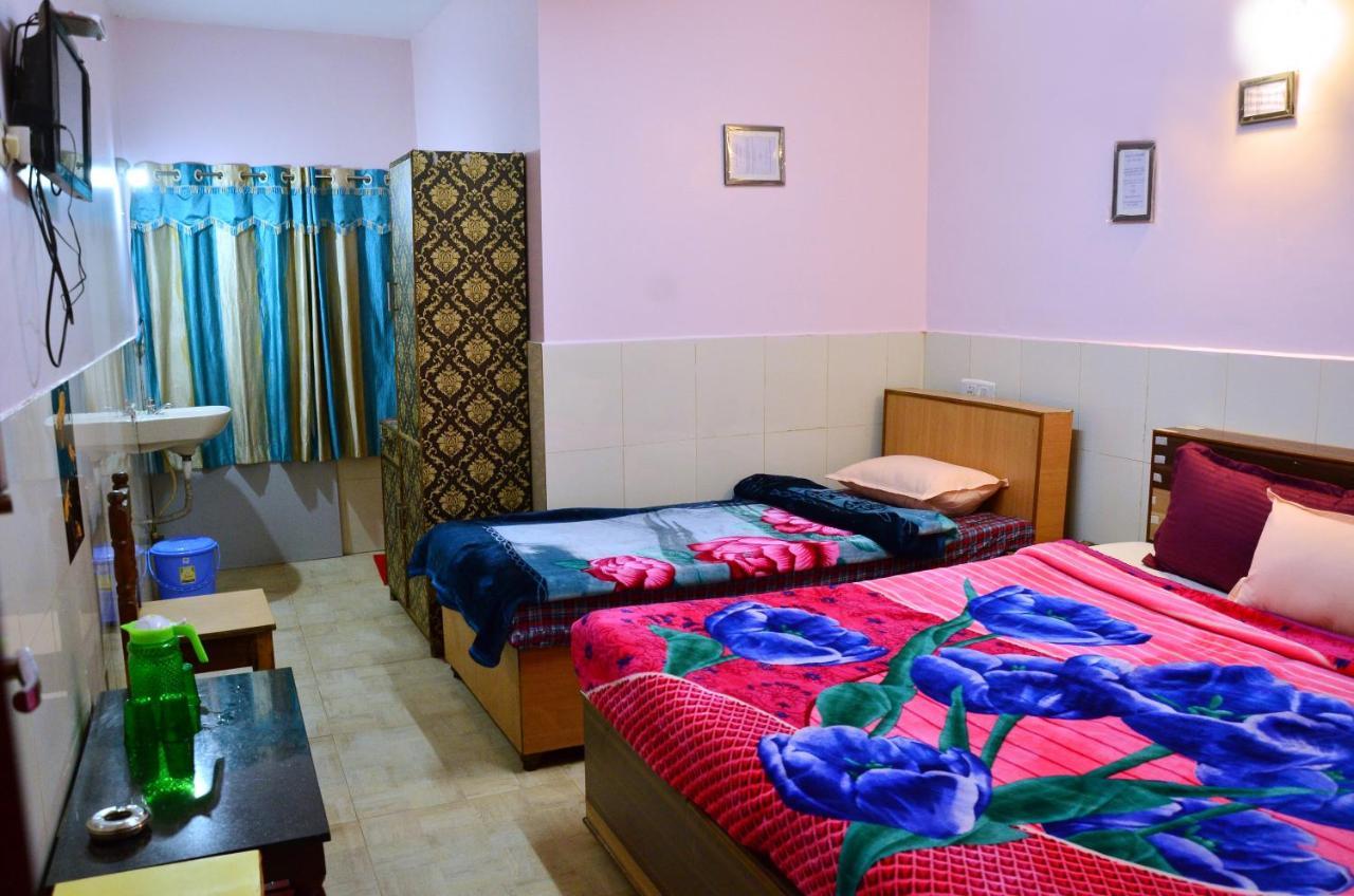Pentoz - Charing Cross, 5*
