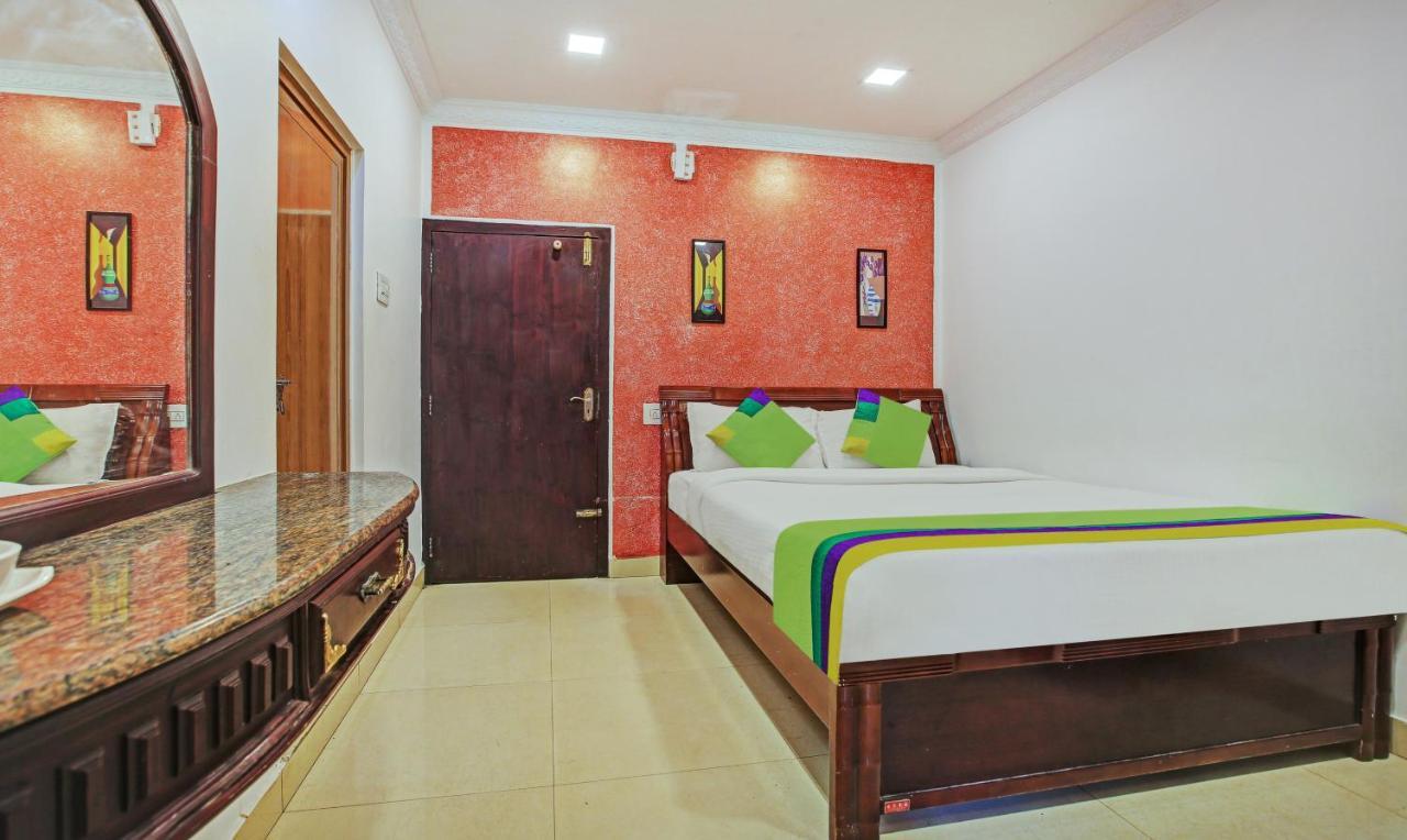 Treebo Trip Lake Residency Boat House Ooty