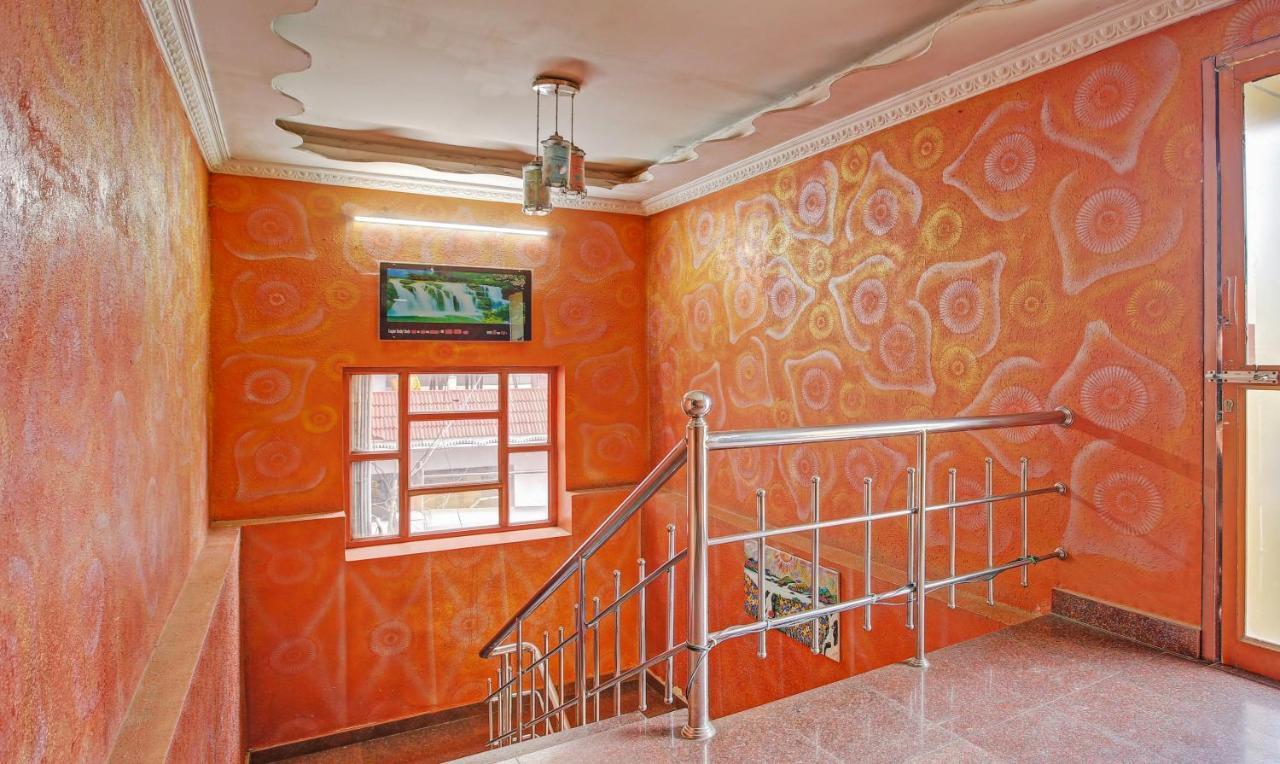 Treebo Trip Lake Residency Boat House 3* Ooty