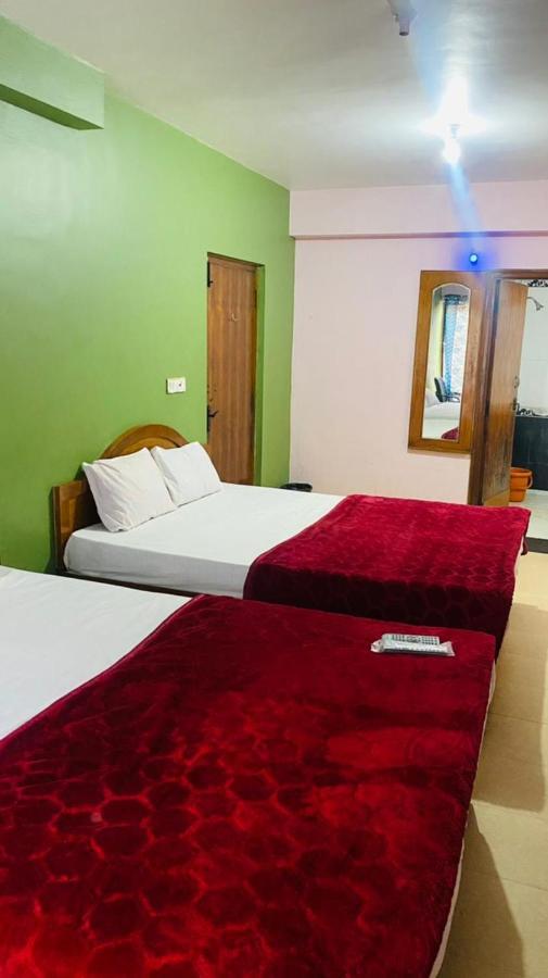 Nakshatra Guest house Ooty