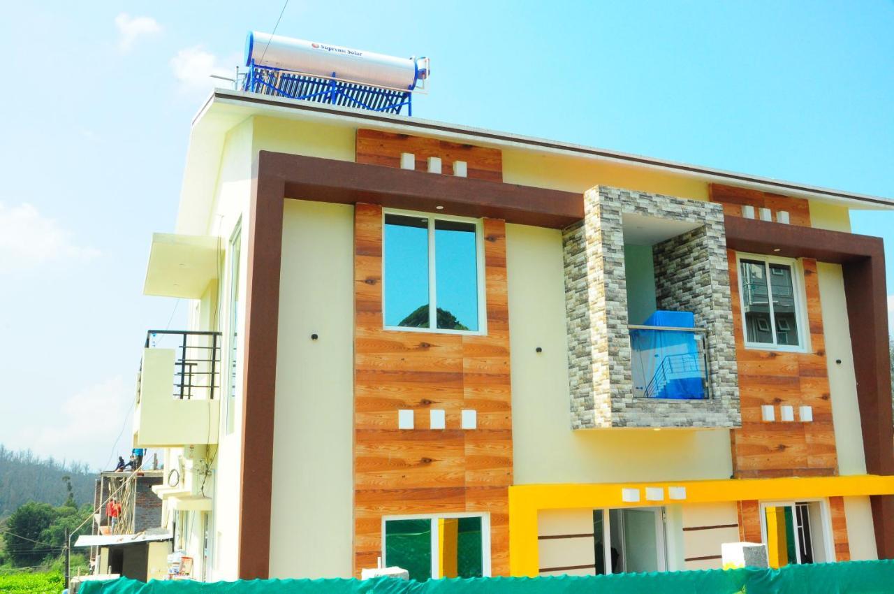 Rose Garden Enclave For Families & Executives *