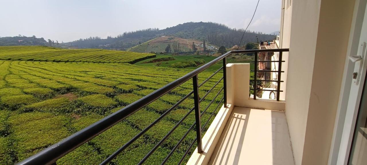 Rose Garden Enclave For Families & Executives Bed & Breakfast *