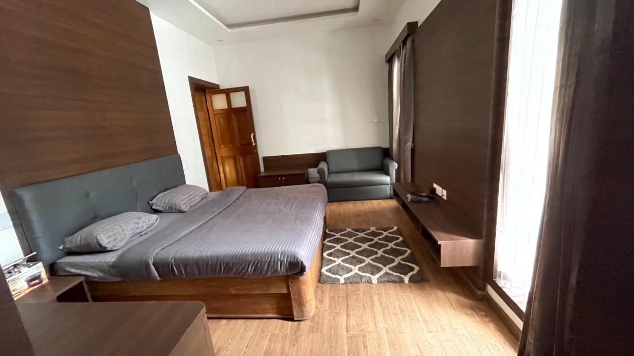 Pentoz - Charing Cross, 5* Ooty