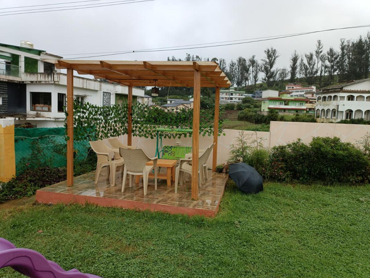 Rose Garden Enclave For Families & Executives