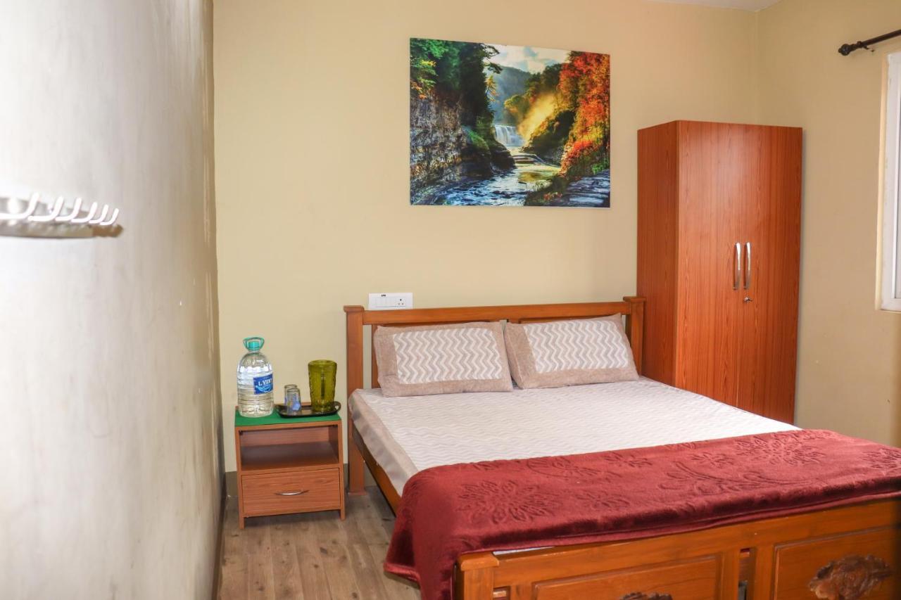 Maple View Lodge *