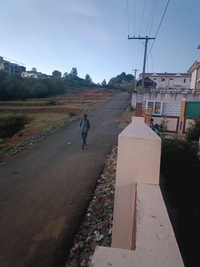 Rose Garden Enclave For Families & Executives