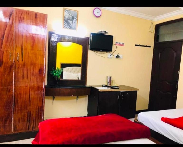 Geetha Guest house