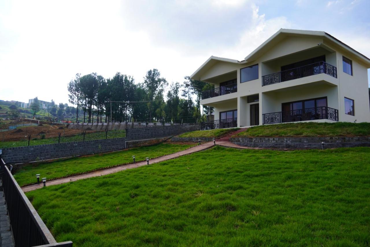 Acorn House Hotel *