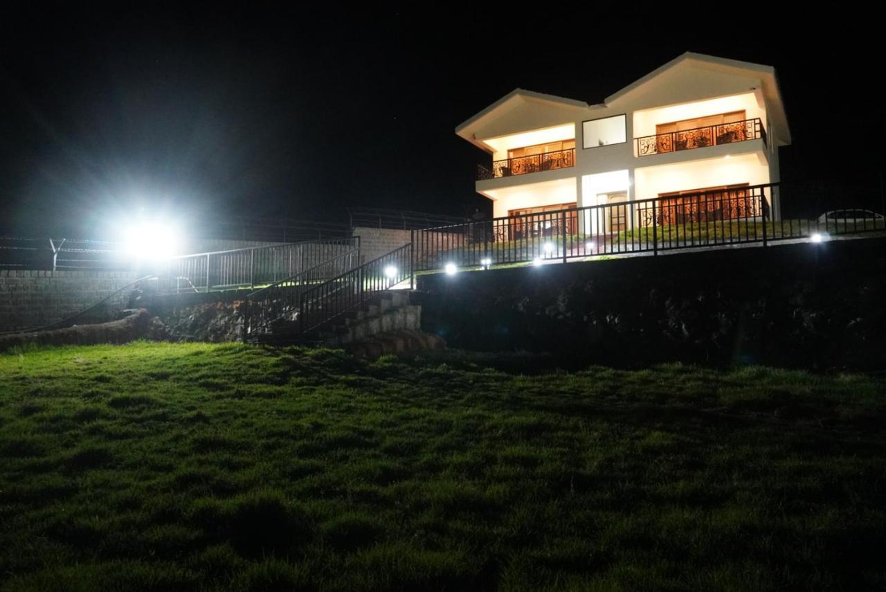 Hotel Acorn House *