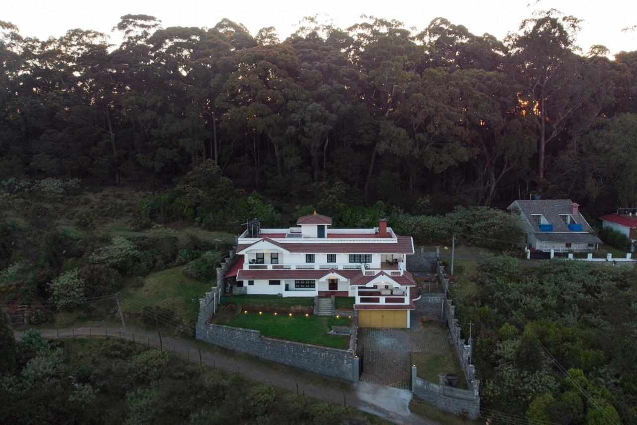Stayvista At Peak Point With Breakfast *