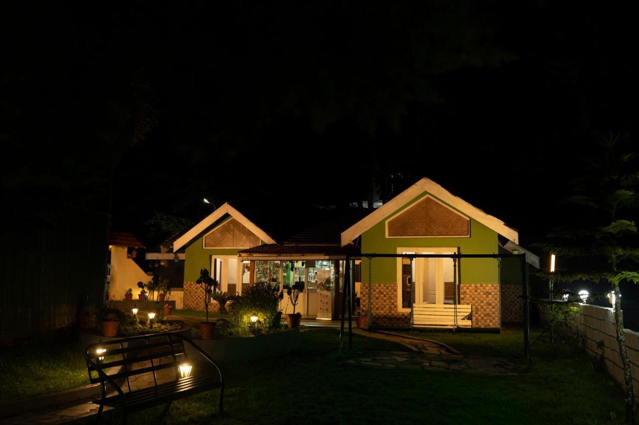 Resort Casa-families Only *