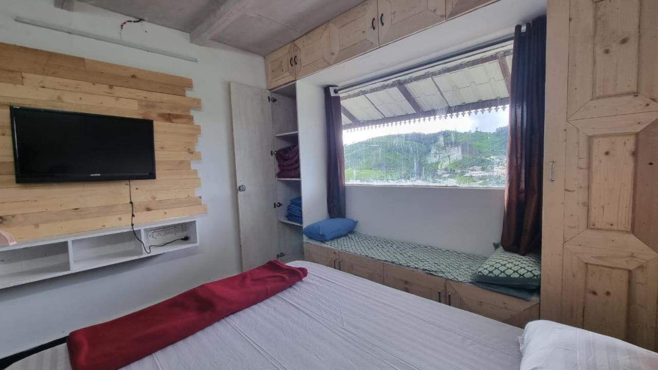 Sandiago 2 Bhk House (adults Only)