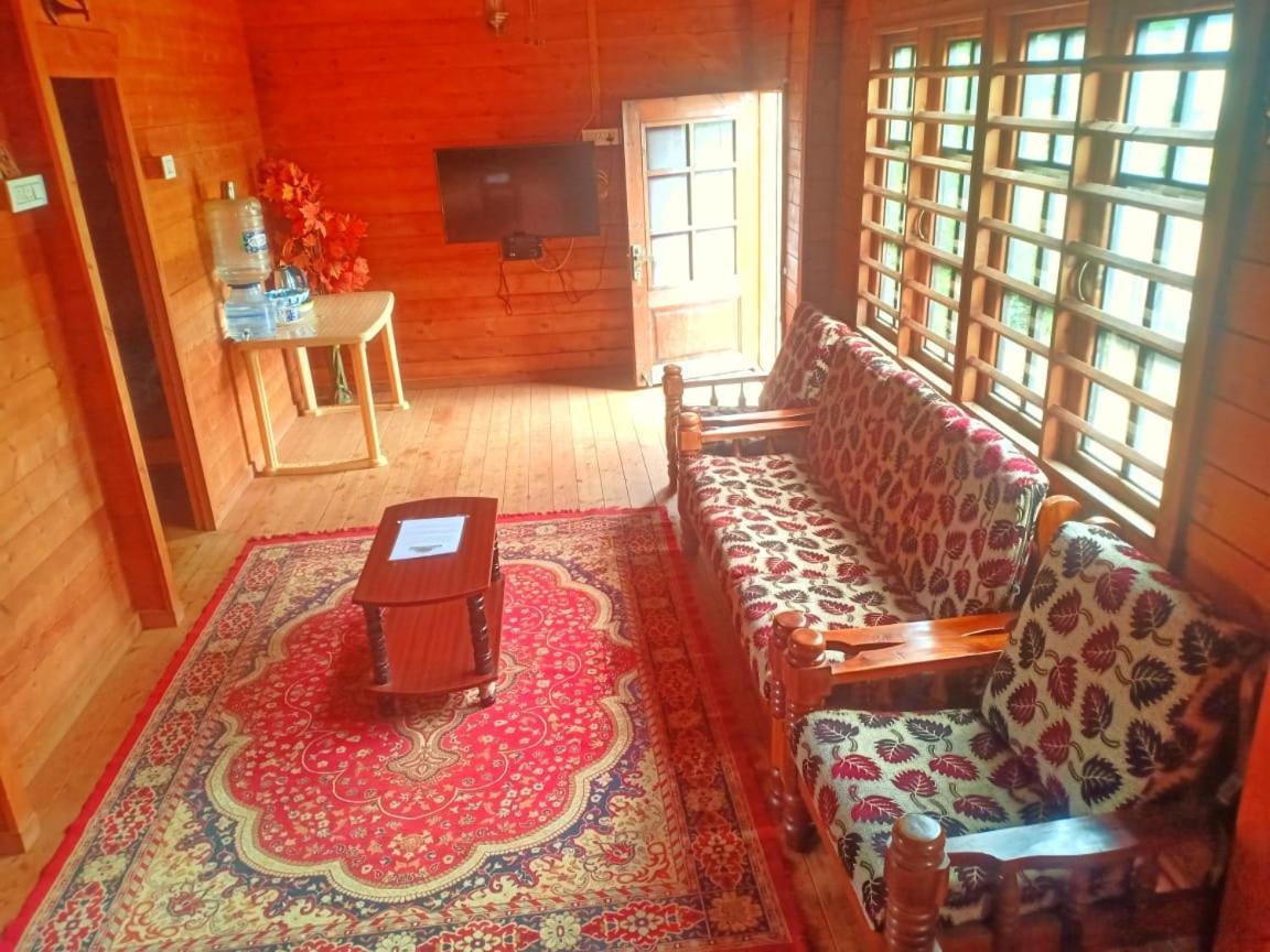 Villa Joy Eco Woodhouse - 5 Bhk House (adults Only) Ooty