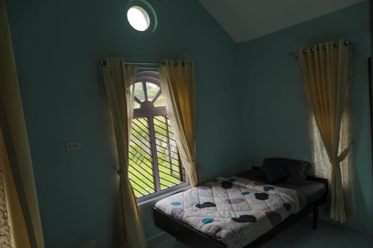 Bob Leisure's Bed & Breakfast *