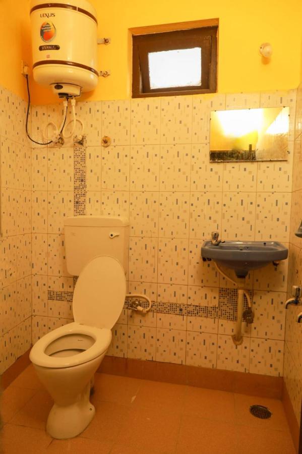 Bob Leisure's Bed & Breakfast Ooty