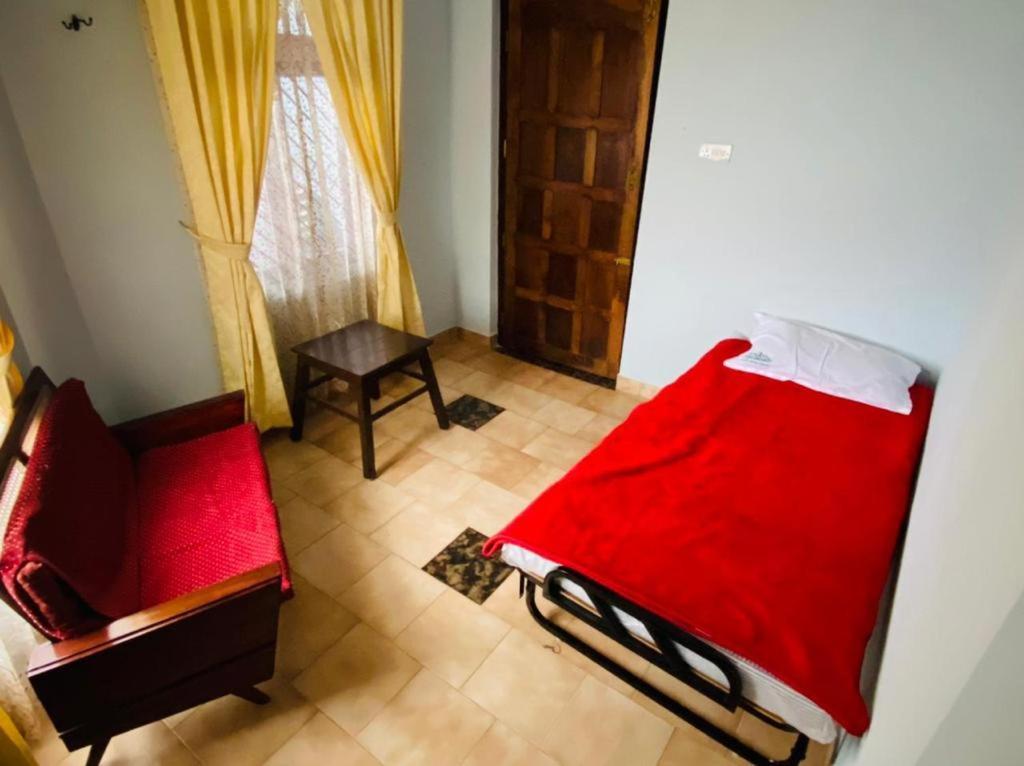Bob Leisure's Bed & Breakfast Ooty