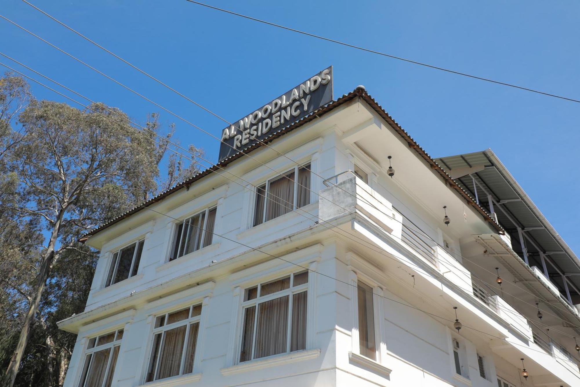 Hotel The Woodlands Residency- Unmarried And Stag Groups Not Allowed