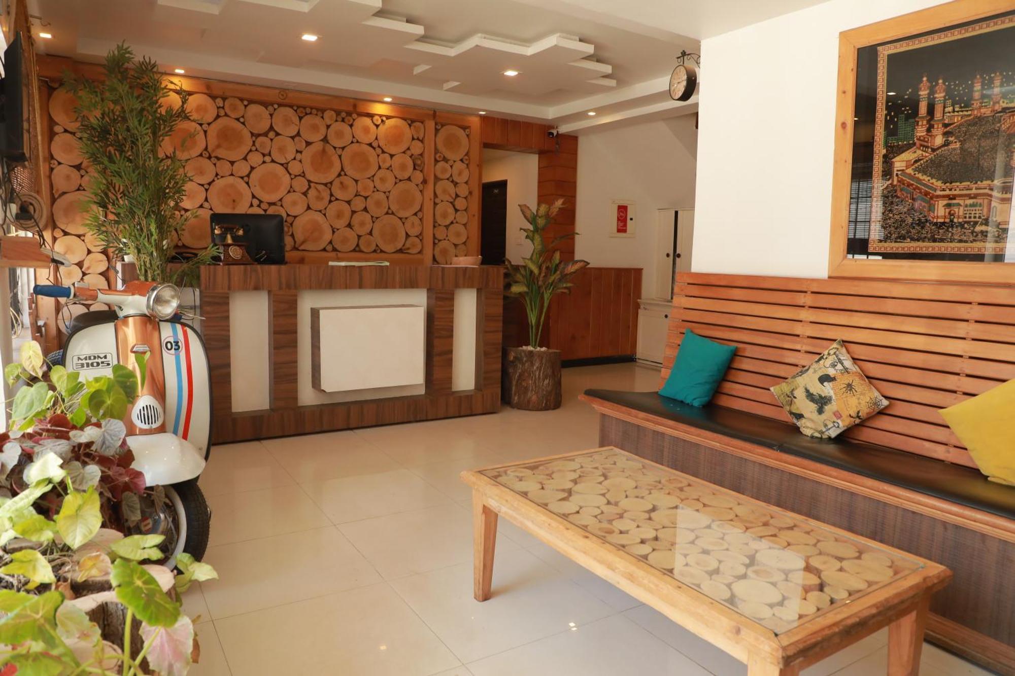 The Woodlands Residency- Unmarried And Stag Groups Not Allowed