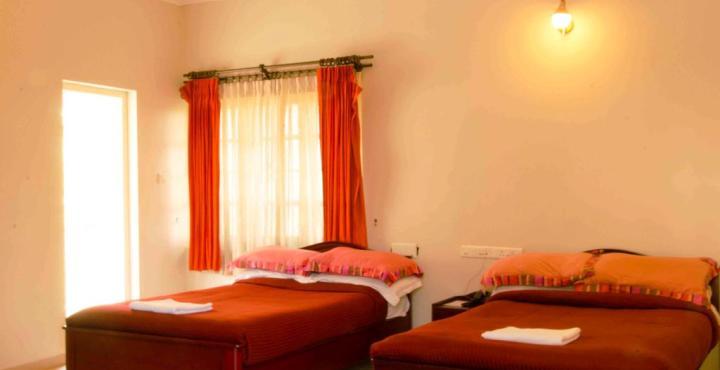 Palve Sugavasam Hotel Ooty