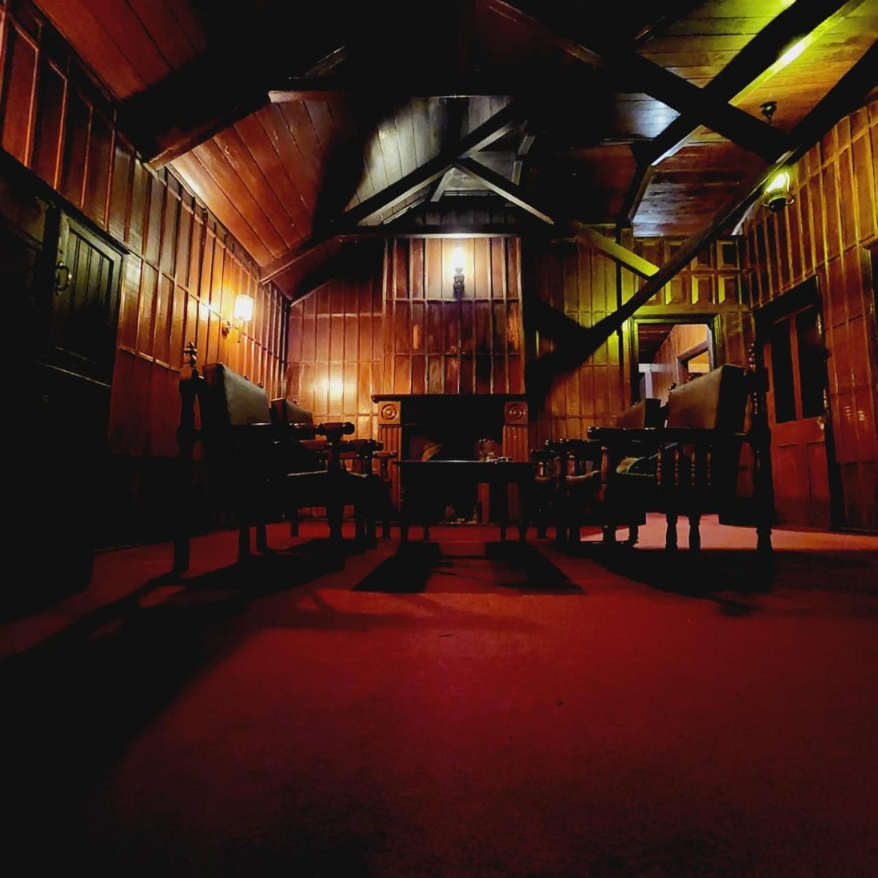 Woodhouse * Ooty